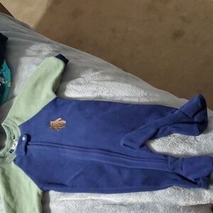 🐻   Gerber sleeper 0 -3 months